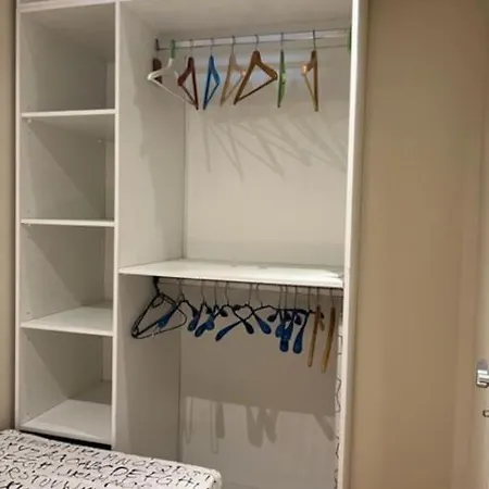 Cosy And Renewed T2 In Campolide - D Apartament *